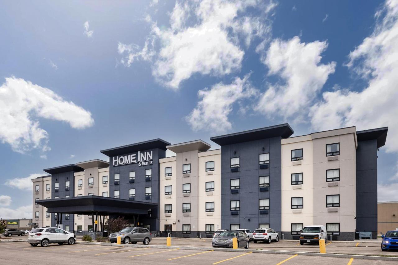 Home Inn & Suites Regina Airport Buitenkant foto