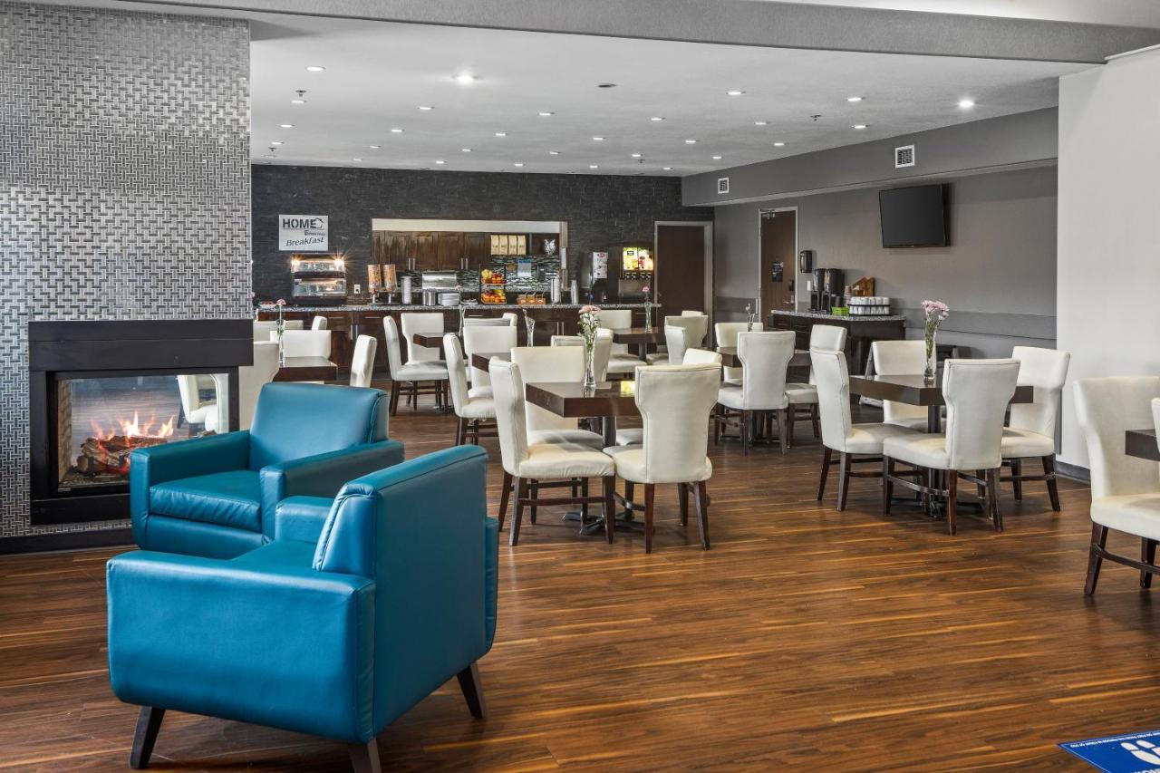 Home Inn & Suites Regina Airport Buitenkant foto