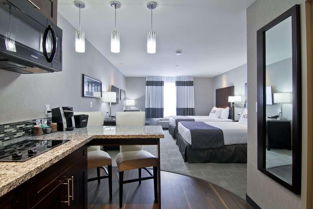 Home Inn & Suites Regina Airport Kamer foto